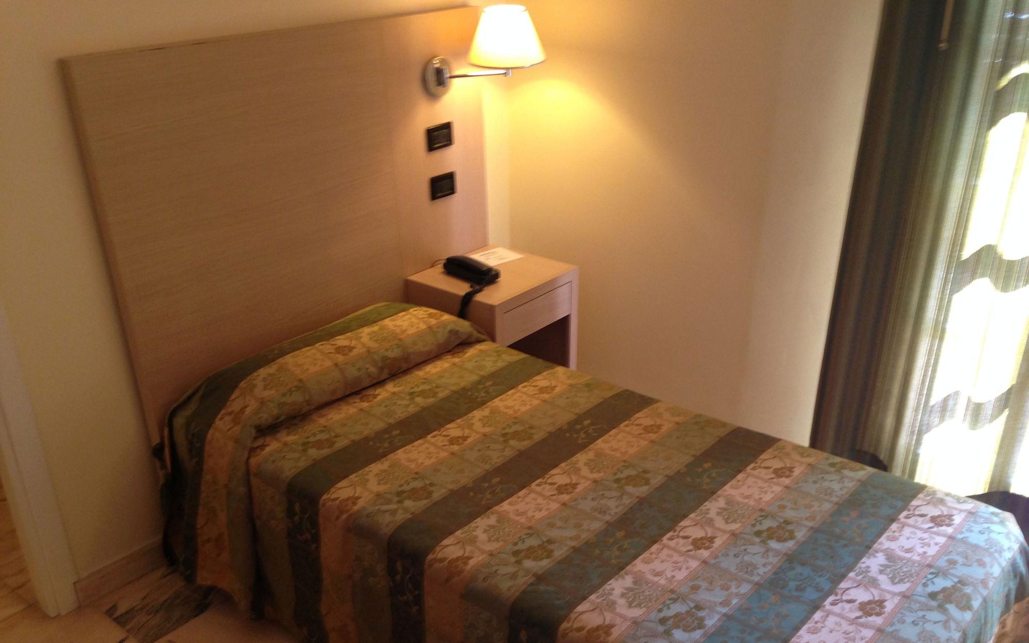 Hotel Borgo Verde Катанія Екстер'єр фото