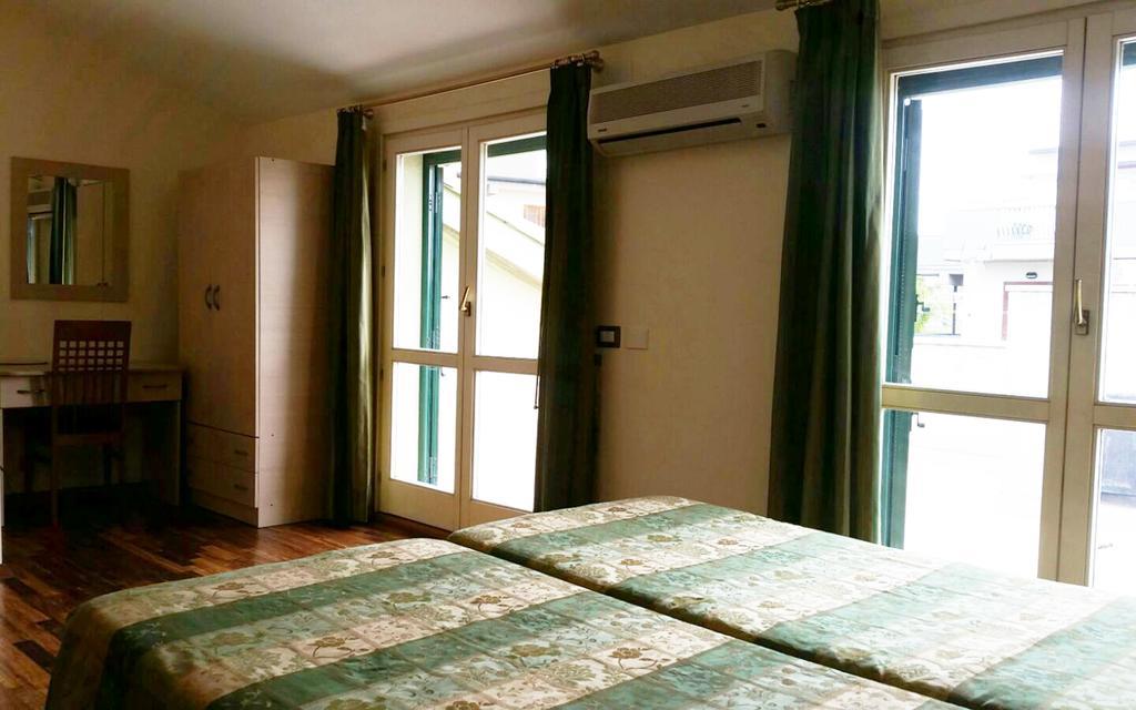 Hotel Borgo Verde Катанія Екстер'єр фото