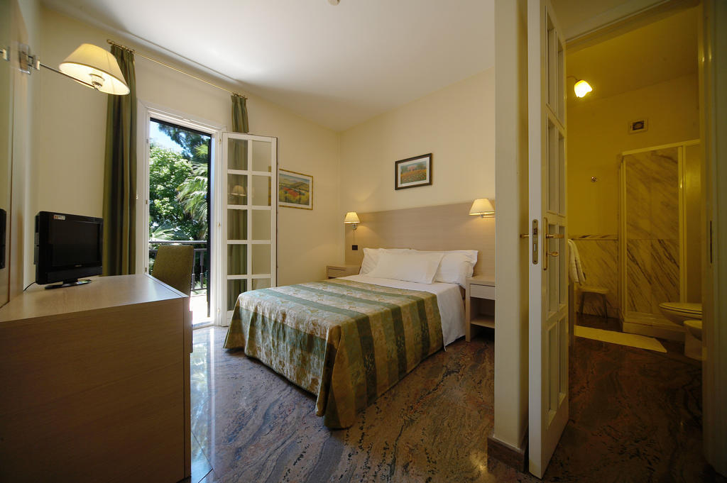 Hotel Borgo Verde Катанія Екстер'єр фото